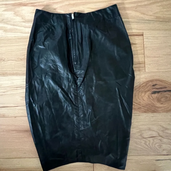 Isabel Marant Etoile vegan leather skirt - Picture 4 of 4